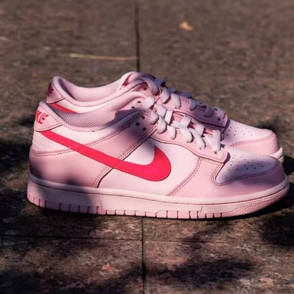 New Nike Dunk Little Pig Peppa Pig Women's Sports Shoes - Picture 2 of 3